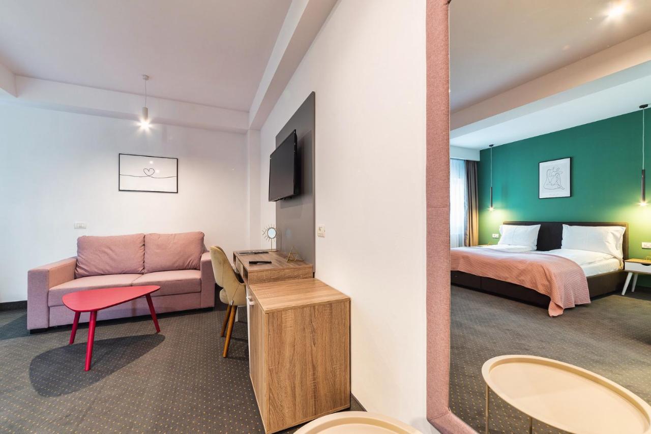 Saga Rooms Victoria  Dış mekan fotoğraf