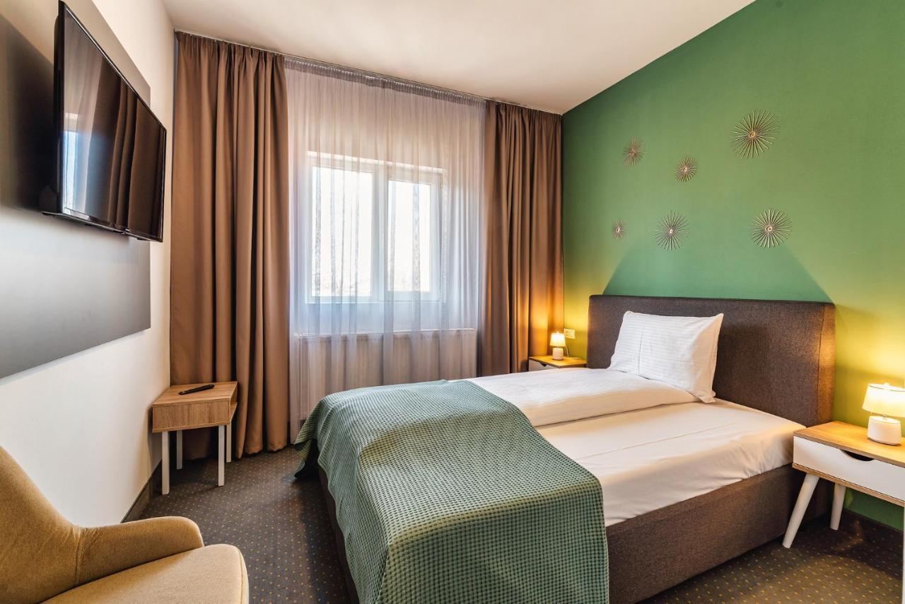 Saga Rooms Victoria  Dış mekan fotoğraf