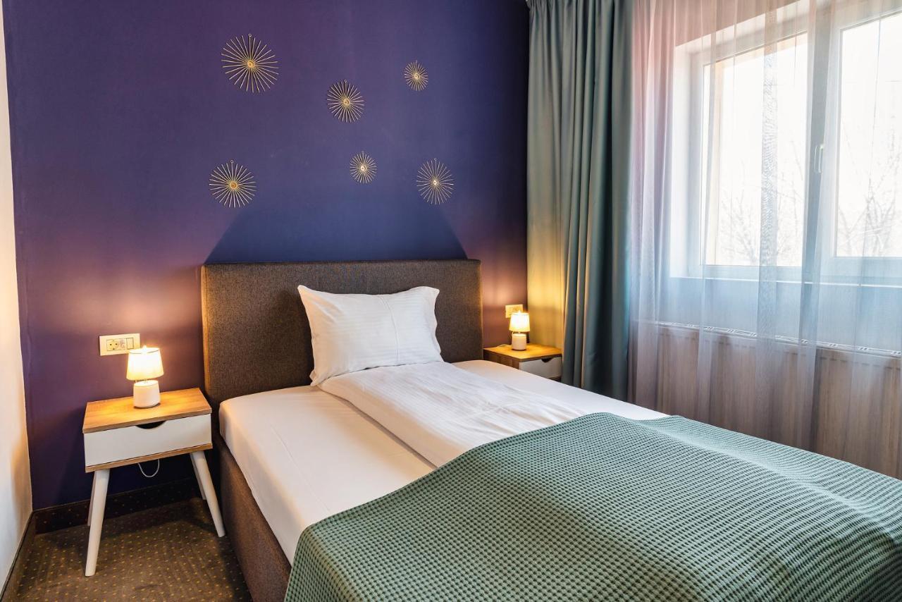 Saga Rooms Victoria  Dış mekan fotoğraf