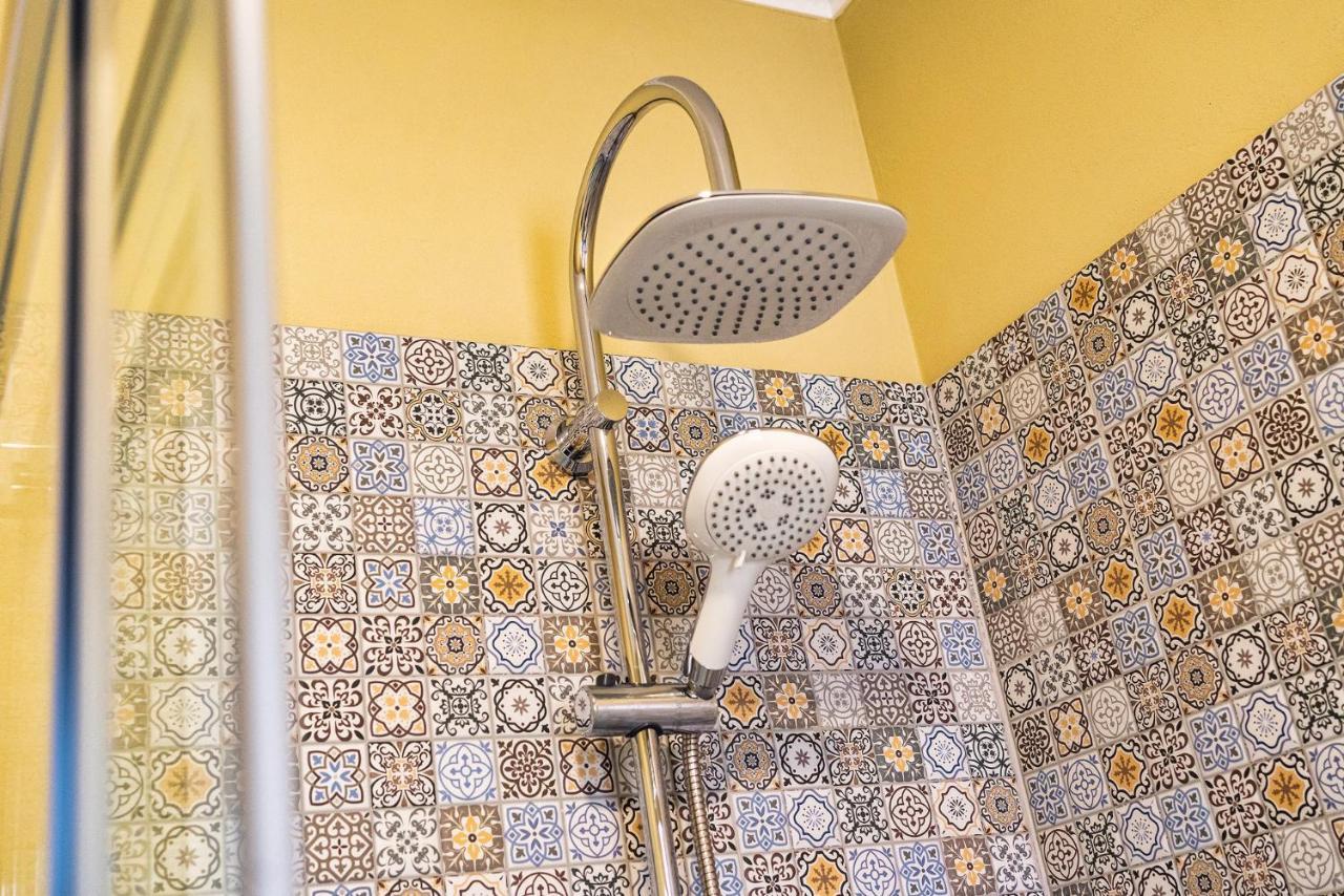 Saga Rooms Victoria  Dış mekan fotoğraf