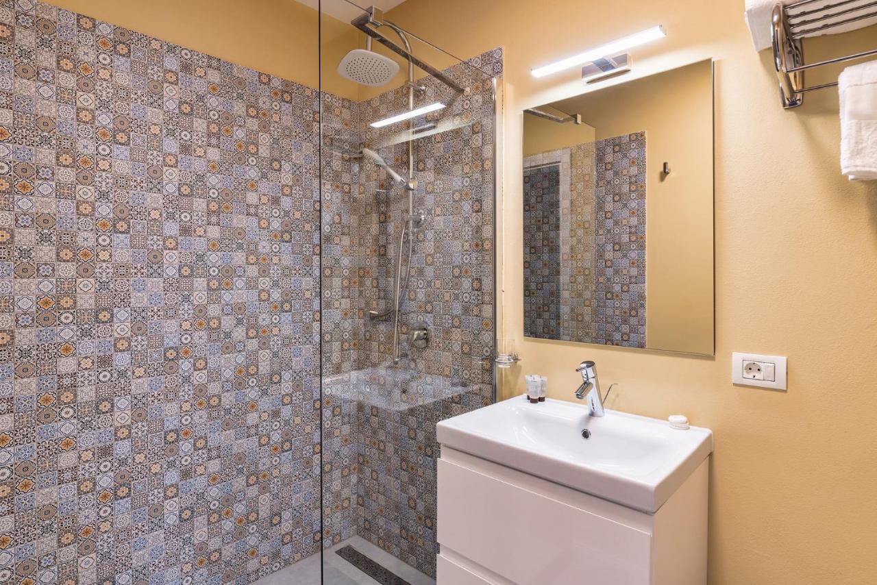 Saga Rooms Victoria  Dış mekan fotoğraf