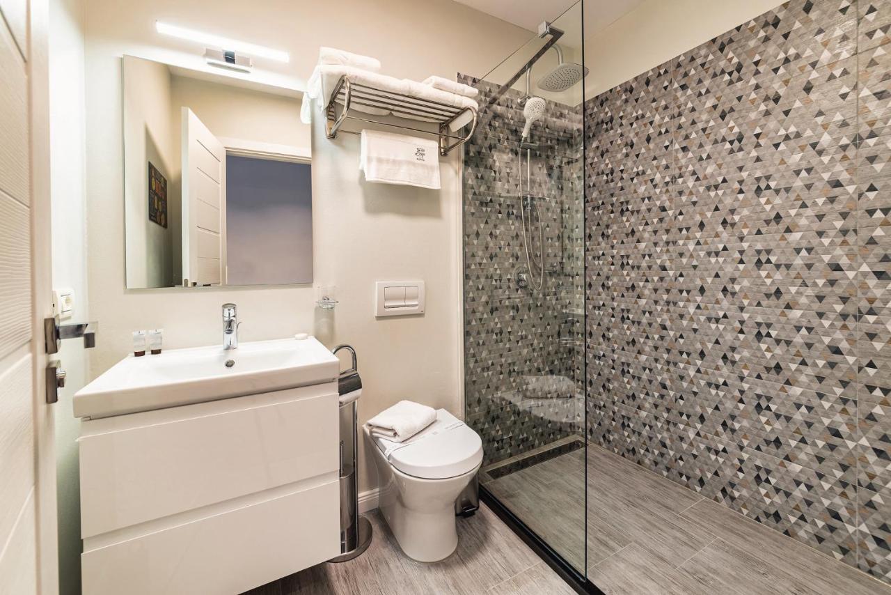 Saga Rooms Victoria  Dış mekan fotoğraf