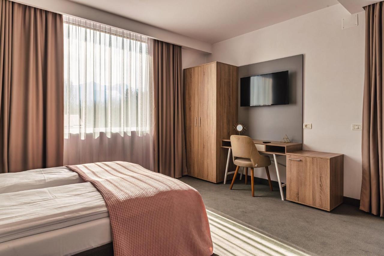 Saga Rooms Victoria  Dış mekan fotoğraf